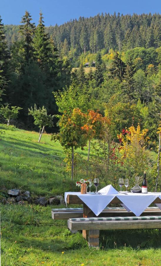 Waldhotel Fehrenbach Хинтерцартен Экстерьер фото