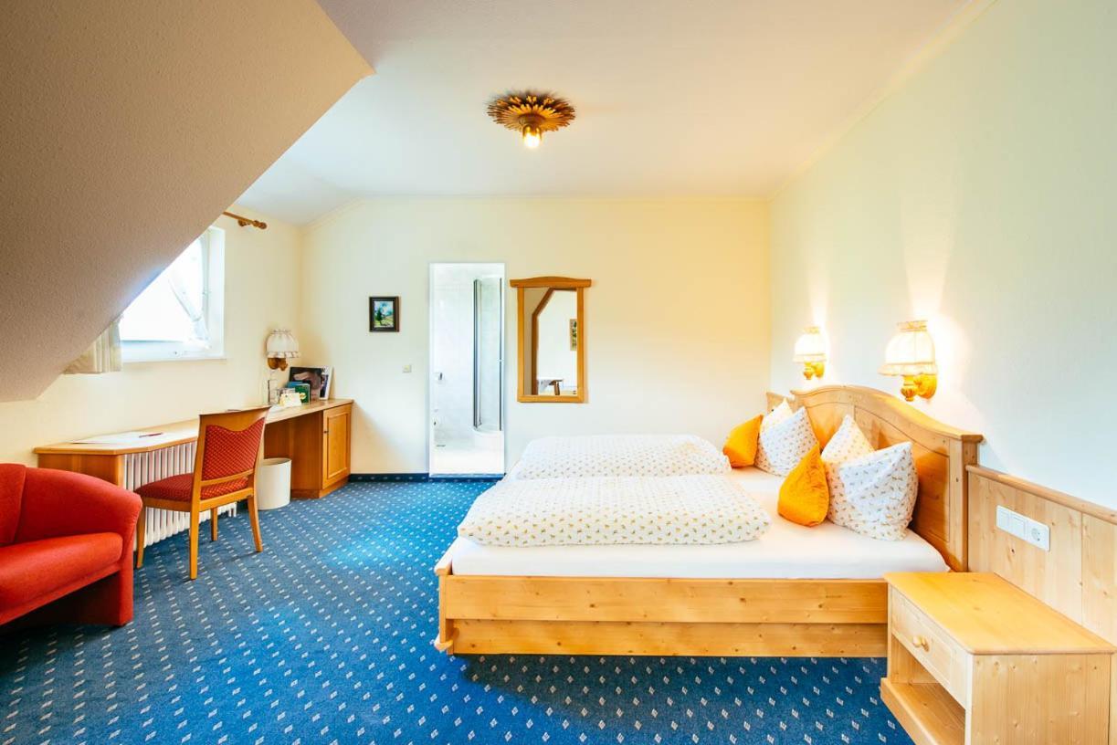 Waldhotel Fehrenbach Хинтерцартен Экстерьер фото
