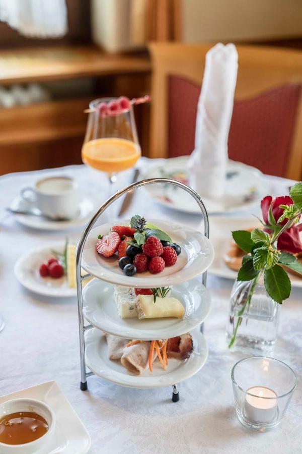 Waldhotel Fehrenbach Хинтерцартен Экстерьер фото